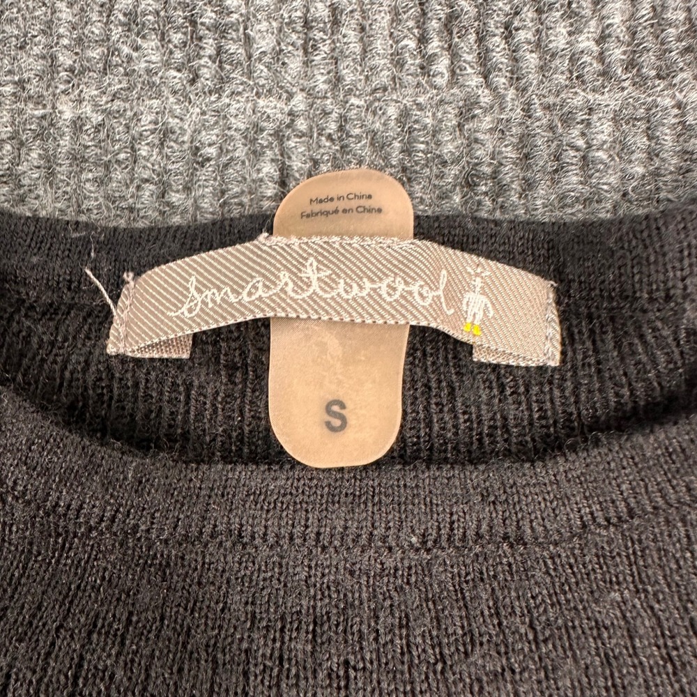 Smartwool Sweater Women Small Merino Wool Chevron Sleeve Mock Neck Black Modern - Picture 2 of 7